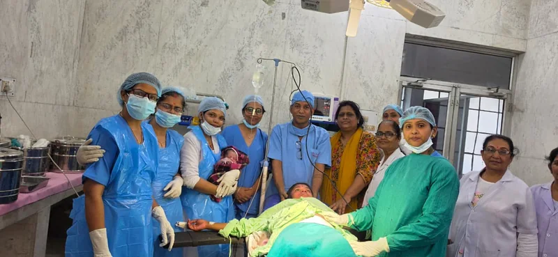 मुस्कान के आंगन में गूंजी किलकारी, स्वास्थ्य केंद्र बुढ़ार में हुआ सफल सीजर ऑपरेशन