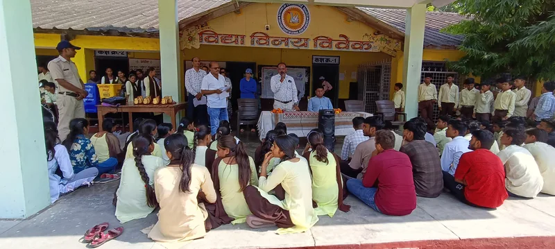 फिट इंडिया मूवमेंट के अंतर्गत रस्साकसी खेल प्रतियोगिता आयोजित